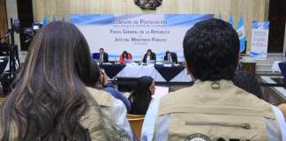 La Comisión de Postulación dejó sin efecto todas las tachas interpuestas en contra de la fiscal general Consuelo Porras. Foto La Hora: Daniel Ramírez