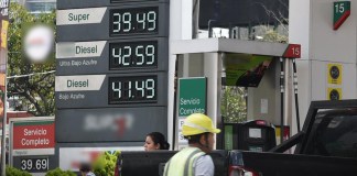 Con la aprobación del subsidio por el Congreso se apoya de forma directa al bolsillo del consumidor final de Q8 por galón de diésel y Q5 por galón para las gasolinas regular y superior. Foto La Hora: José Orozco