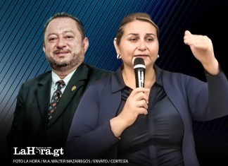 Grisel Castañeda y otros miembros del Tribunal Electoral del Colegio de Arquitectos han sido señalados de favorecer a la planilla afín a Walter Mazariegos en las recientes votaciones del gremio.