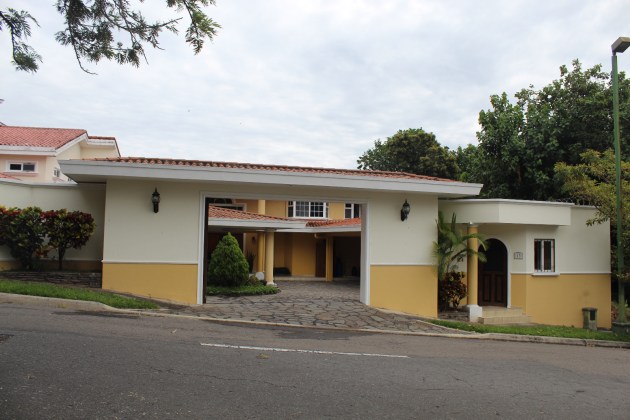 inmueble Antonio Saca