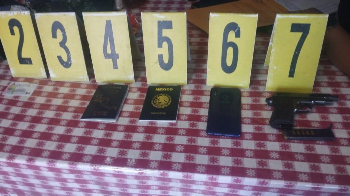 Capturan a cuatro personas señaladas de integrar una estructura dedicada al tráfico ilícito de migrantes.