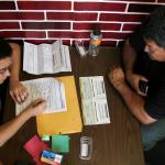 Juez de EEUU se opone a pausar solicitudes de residencia permanente de más de 80 migrantes