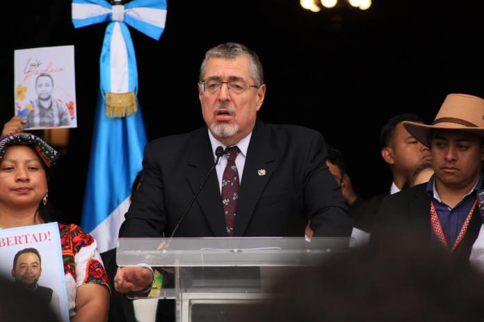 Arévalo da inicio revisión de expedientes para Fiscal General y promete cambio con 