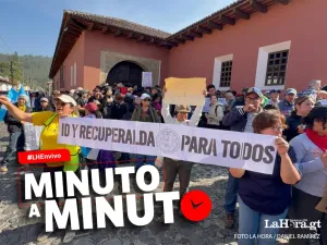 En vivo: en medio de protestas electores de la Usac se reúnen en la Antigua para cuestionada designación de rector