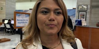 Beyla Adaly Xiomara Estrada Barrientos fue la primera candidata en ser incluida en la nómina de Fiscal General.
