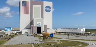 Llega a Florida la etapa central de cohete SLS de la misión Artemis III prevista para 2027