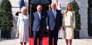 Trump recibe a Carlos III para tomar el té y le muestra la nueva colmena de la Casa Blanca