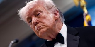 El presidente de Estados Unidos, Donald Trump, durante la rueda de prensa tras el tiroteo en la Cena de Corresponsales de la Casa Blanca. Foto La Hora: EFE