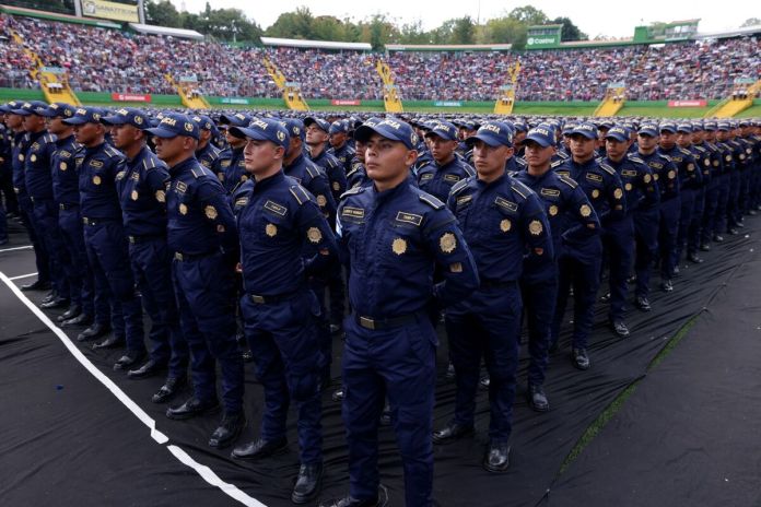 Mingob apunta a restauración de personal de seguridad y nuevas instalaciones para control de homicidios en el país.