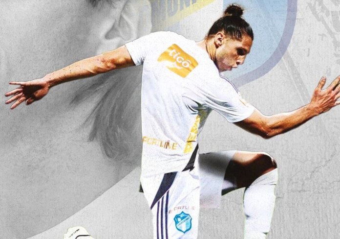 Agustín Vuletich El delantero argentino Agustín Vuletich, de 34 años, llega para reforzar a Comunicaciones durante el Torneo Clausura 2026.