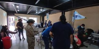 Más de 350 estudiantes fueron atendidos tras intoxicación. Foto La Hora: RR.SS.