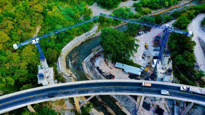 Así avanza la construcción del primer puente extradosado de Guatemala, según la constructora