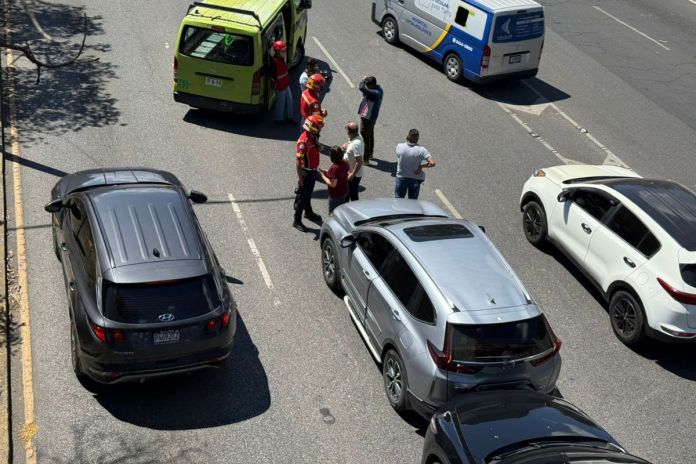 Ataque armado registrado en el bulevar Liberación, zona 8 capitalina. Foto La Hora: CBM