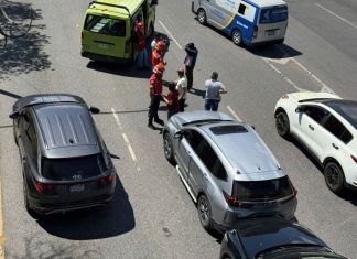 Ataque armado registrado en el bulevar Liberación, zona 8 capitalina. Foto La Hora: CBM