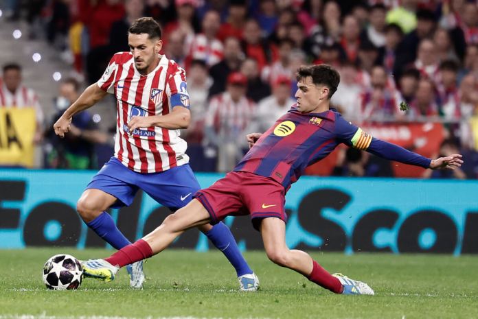 Atlético de Madrid Barcelona Atlético de Madrid, a pesar de caer ante el Barcelona en la vuelta de los cuartos de final, clasificó a las semifinales de la Champions League con un global de 3-2.