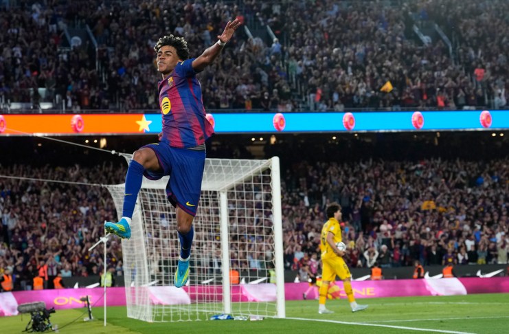 Barcelona vence al Espanyol y amplía ventaja a nueve puntos sobre el Real Madrid.