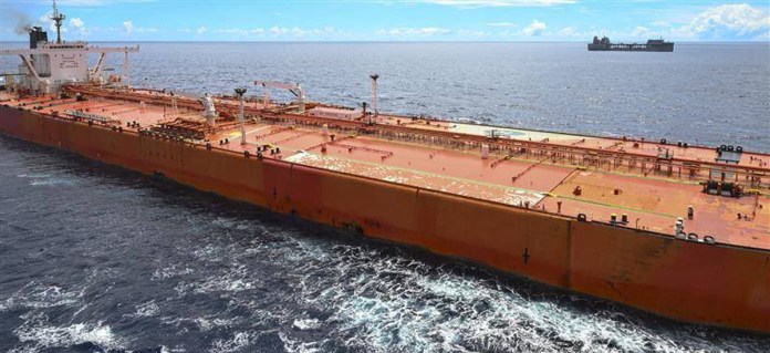 Buque vinculado a Irán interceptado y abordado por EE. UU.