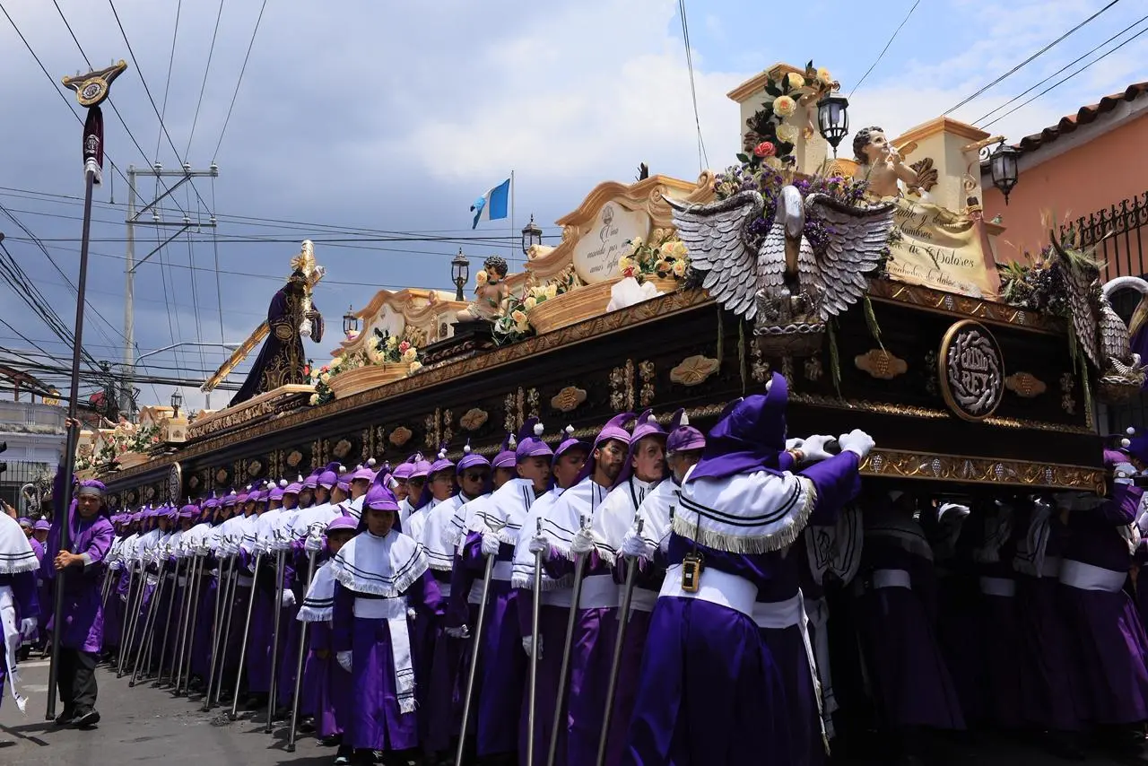 La procesión del Jesús de Candelaria, Cristo Rey. Foto La Hora: Daniel Ramírez