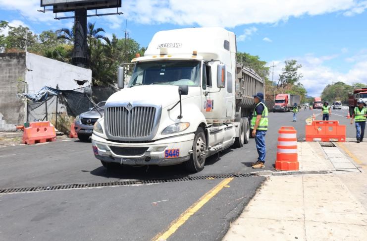 ¿Cuándo termina la restricción al transporte pesado en Semana Santa?. Foto La Hora: CIV.
