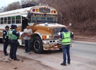 Mantienen acciones para regular las tarifas del transporte extraurbano.