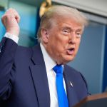 El presidente de los Estados Unidos, Donald Trump, reveló una solicitud de tregua por parte de Irán bajo condiciones estrictas. Foto La Hora: EFE