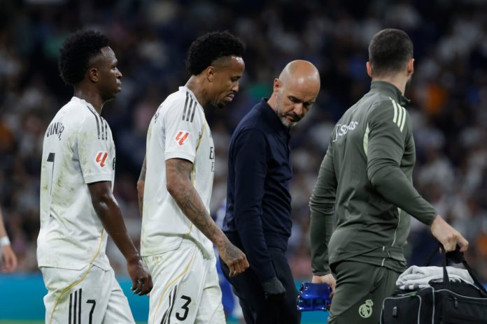 El defensa del Real Madrid, Éder Militao, fue operado de una lesión en el tendón proximal del bíceps femoral de su pierna izquierda, por lo que se perderá el Mundial 2026 con Brasil.