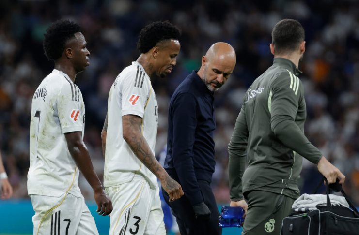 El defensa del Real Madrid, Éder Militao, fue operado de una lesión en el tendón proximal del bíceps femoral de su pierna izquierda, por lo que se perderá el Mundial 2026 con Brasil.