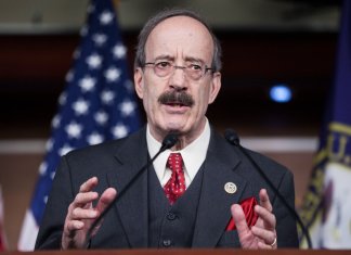 Quién fue Eliot Engel, el político detrás de la “Lista Engel”