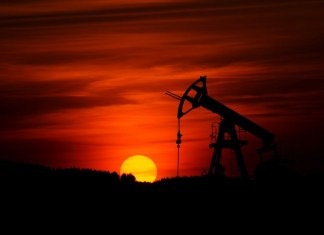 Emiratos Árabes Unidos se retira de la OPEP por la crisis del estrecho de Ormuz