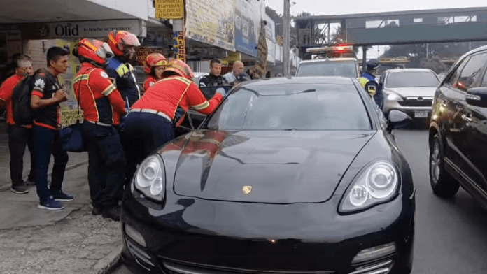 Esto se sabe del vehículo deportivo del ataque armado en la Aguilar Batres