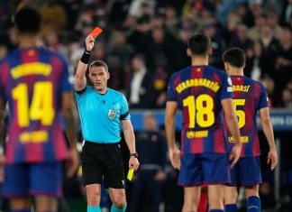 El FC Barcelona emitió un comunicado oficial en el que informó la presentación de una queja formal ante la UEFA tras lo ocurrido en el partido frente al Atlético de Madrid..