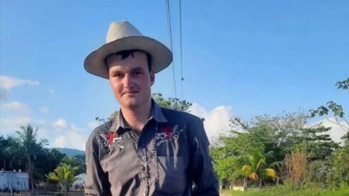 El ciudadano estadounidense, quien reside en Jocotán, Chiquimula, se recupera en un centro asistencial luego de ser atacado por una persona desconocida. Foto La Hora: redes sociales