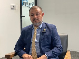García Alvarado propone un Fiscal General en tribunales y un gerente para el MP