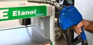 El uso de la mezcla de etanol E10 con la gasolina regular se comenzará a utilizar el 22 de agosto próximo. Foto La Hora: Archivo.