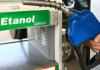 El uso de la mezcla de etanol E10 con la gasolina regular se comenzará a utilizar el 22 de agosto próximo. Foto La Hora: Archivo.