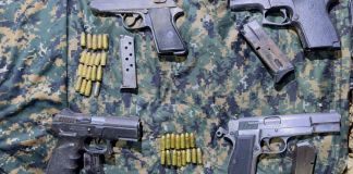 Las armas y municiones encontradas en la requisa efectuada en la cárcel de Pavón