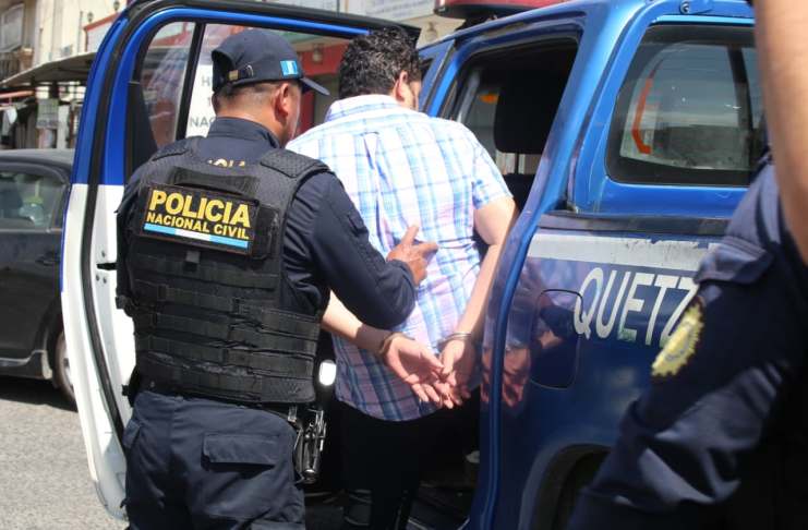 Presunto integrante de “Los Pecas” es recapturado en Quetzaltenango. Foto La Hora: PNC.