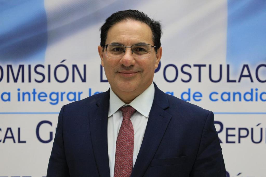 Marco Antonio Villeda, ministro de Gobernación. Daniel Ramírez