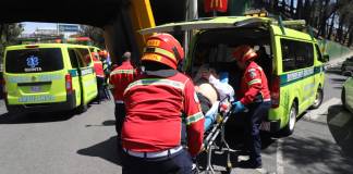 Ataque armado en calzada Mateo Flores deja dos hombres heridos. Foto La Hora: CBM.