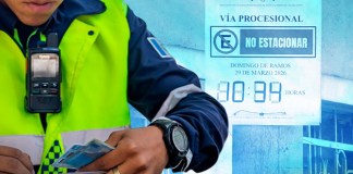 Esto debes pagar si te estacionas en rutas procesionales o apartas parqueos. Arte La Hora: Alejandro Ramírez.