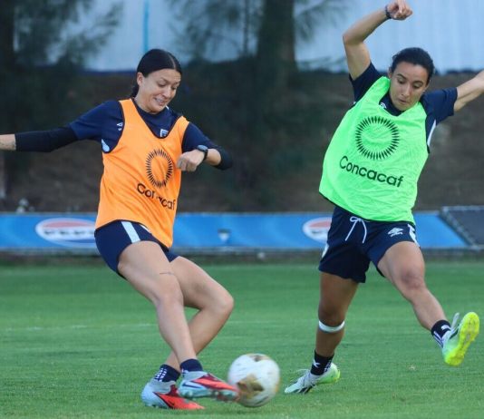 La Selección Femenina de Guatemala, dirigida por la mexicana Karla Maya, busca clasificar al Mundial de Brasil 2027.