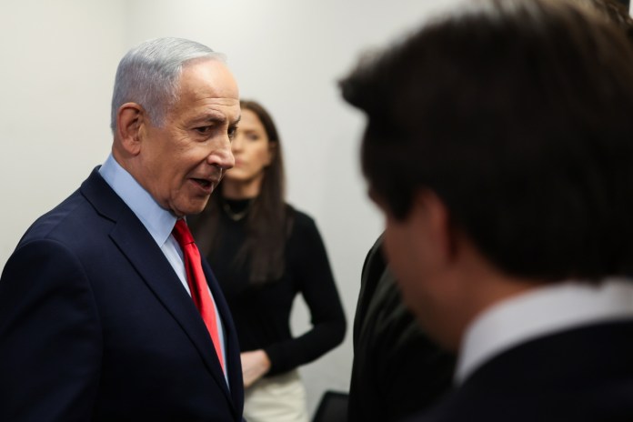 Netanyahu afirma que Europa enfrenta “debilidad moral” en medio de tensiones globales.