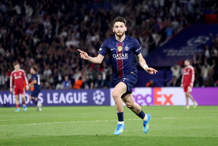 El PSG, con goles de Doué y Kvaratskhelia, venció 2-0 al Liverpool en el partido de ida de los cuartos de final de la Champions League.