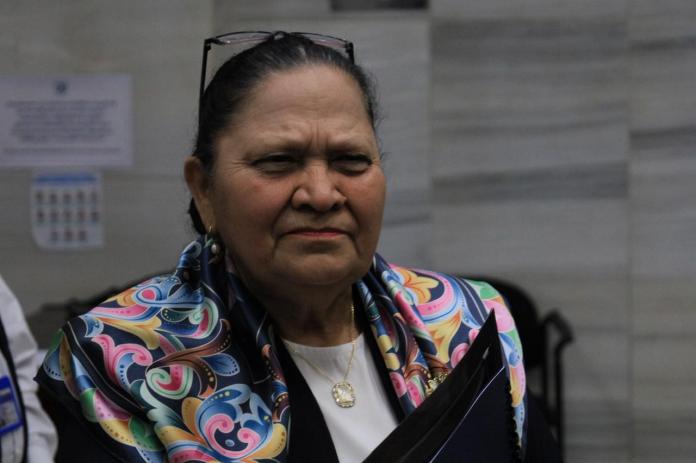 La fiscal general María Consuelo Porras, el pasado 9 de abril, tras salir de una entrevista en la Corte Suprema de Justicia. Foto La Hora: Daniel Ramírez.
