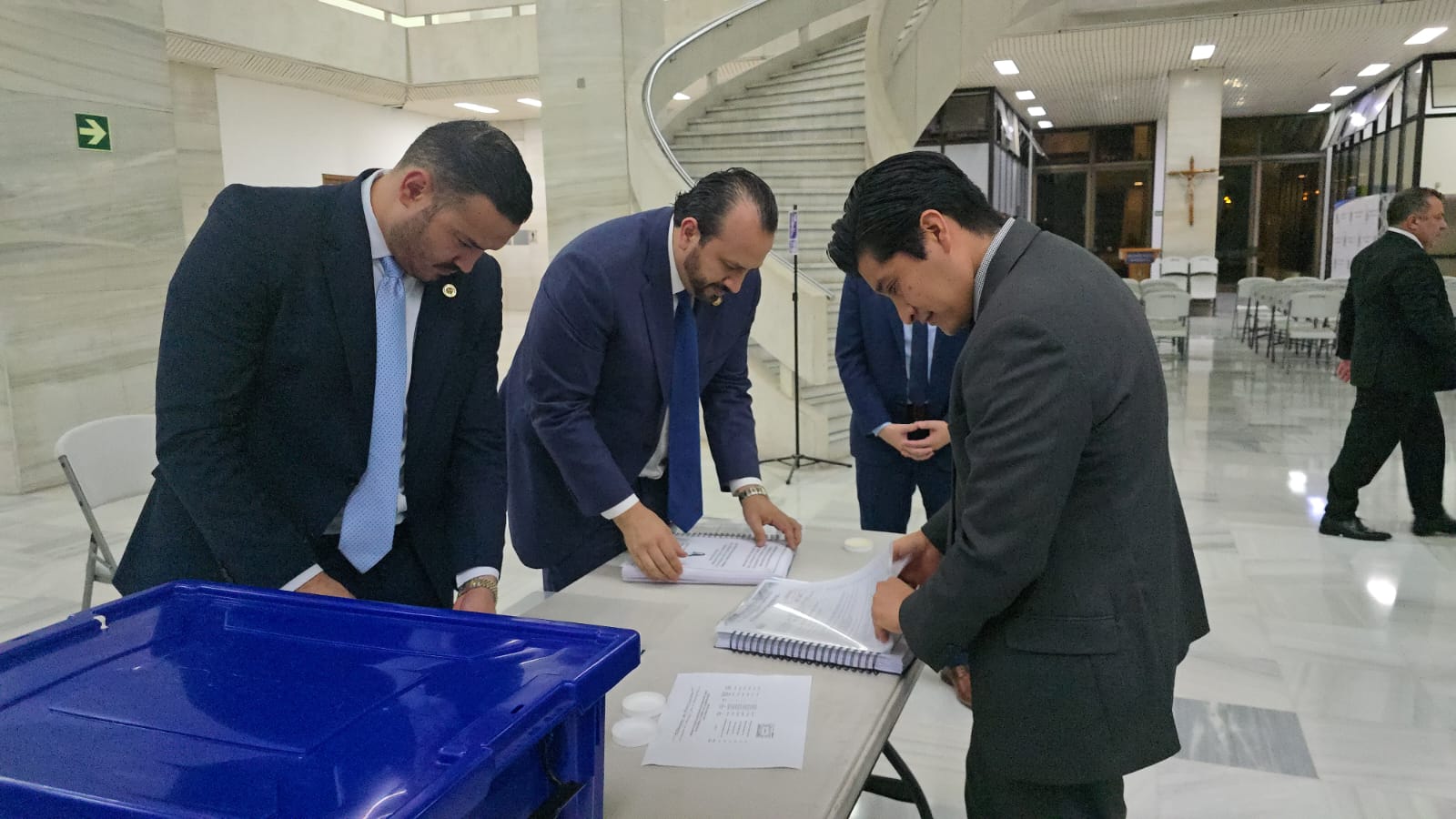 Postuladora recibe de Presidencia nómina a Fiscal General y arranca plazo de 48 horas para recalificación