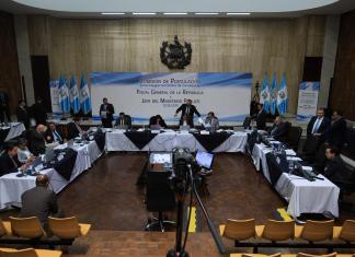 Comisión de Postulación para Fiscal General en el primer día de entrevistas a candidatos para el cargo. Foto La Hora: Daniel Ramírez