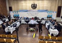 Debate por Villeda marca la jornada. Foto La Hora: José Orozco.