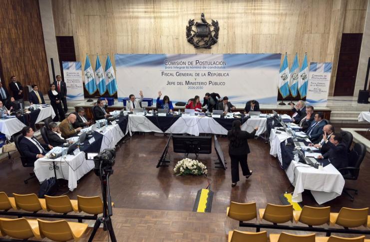 Debate por Villeda marca la jornada. Foto La Hora: José Orozco.