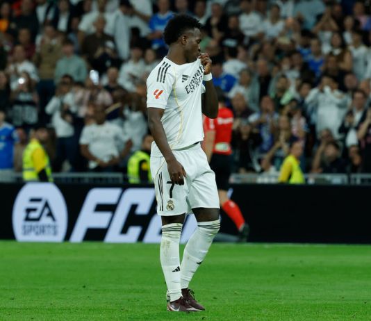 Real Madrid, con goles de Kylian Mbappé y Vinícius Jr., venció 2-1 al Alavés en la jornada 32 de LaLiga EA Sports.