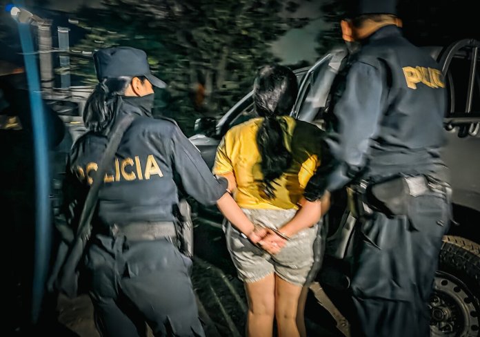 Cae red que sustrajo más de USD 115 mil con duplicación de chips telefónicos en El Salvador. Foto La Hora: FGRSV.